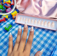 Load image into Gallery viewer, Vanilla Swirl